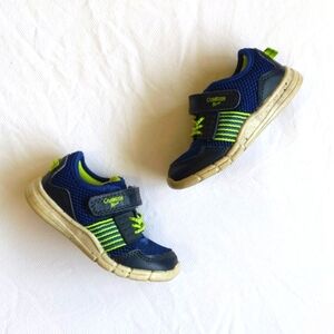 oshkosh b'gosh blue & green velcro close sneakers runners size 6 toddler boys